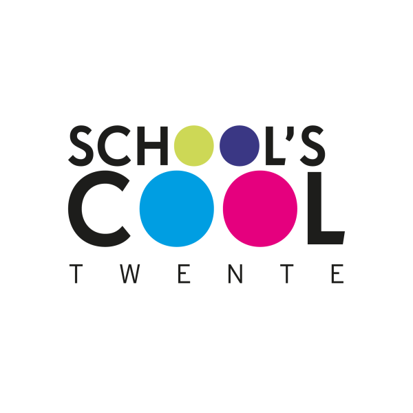 Mooie donatie aan School’s cool Twente